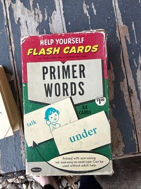 Primer Words Flash Cards - Green/Red -